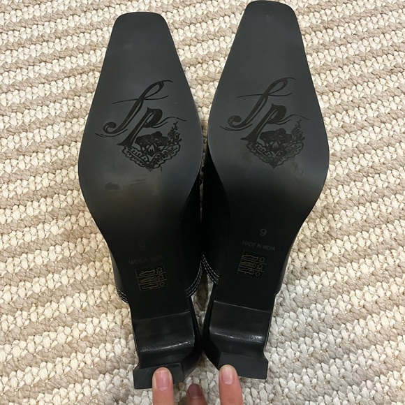 Free People Roxi Metal Tip Studded Leather Western Mules - Picture 8 of 9